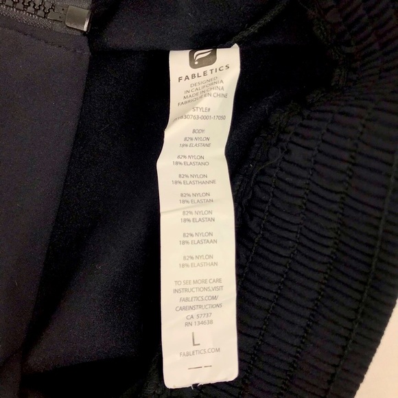 Fabletics Jacket Black Full Zip Sz Large Nylon - Picture 3 of 6